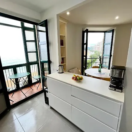 Atico Primera Linea Playa De San Lorenzo شقة *