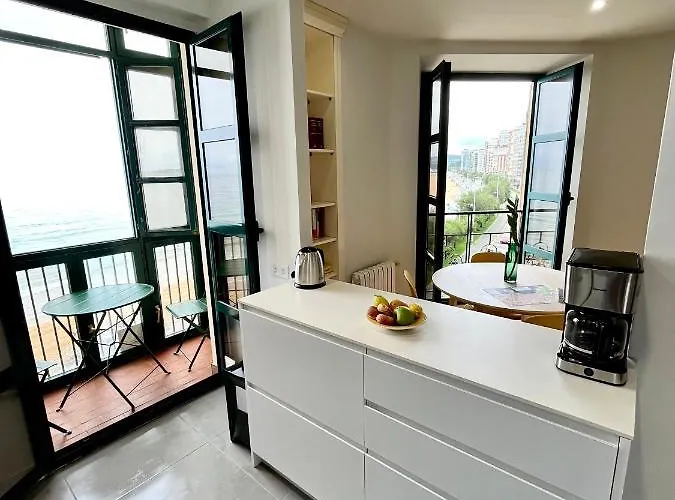 ático Primera Línea Playa De San Lorenzo Apartamento *